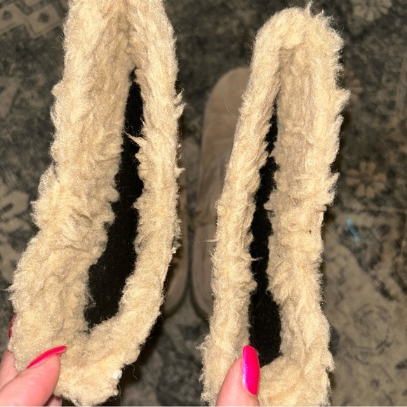 Patagonia Lugano Boots Khaki Suede Waterproof Polartec Primaloft Size 9.5 - Picture 4 of 7